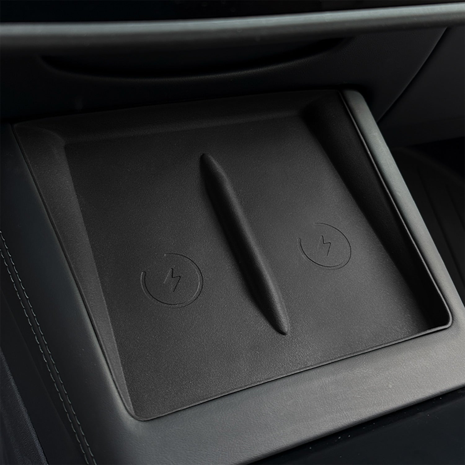 Soft Center Console Wireless Charging Mat for Tesla Model 3 Highland 2025 2024