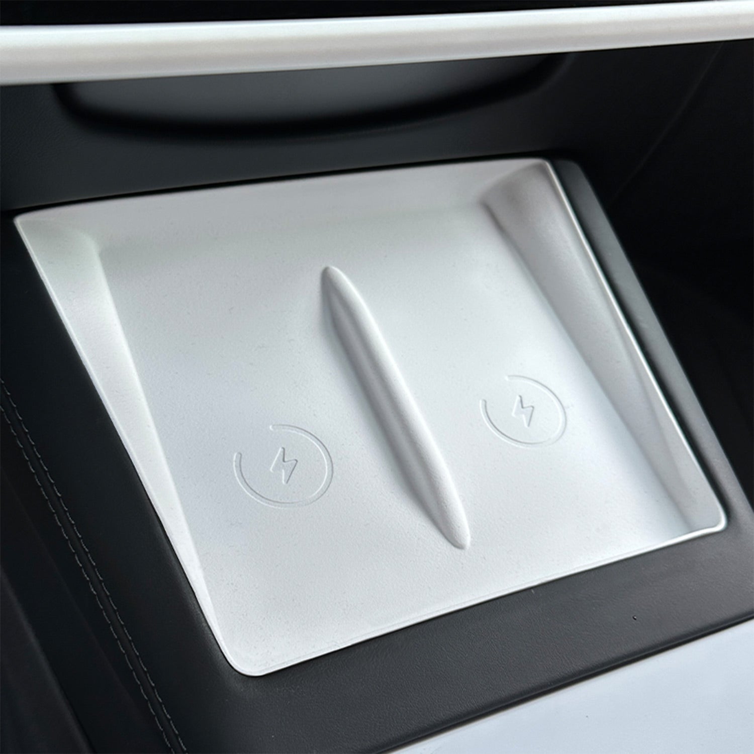 Soft Center Console Wireless Charging Mat for Tesla Model Y Juniper 2025