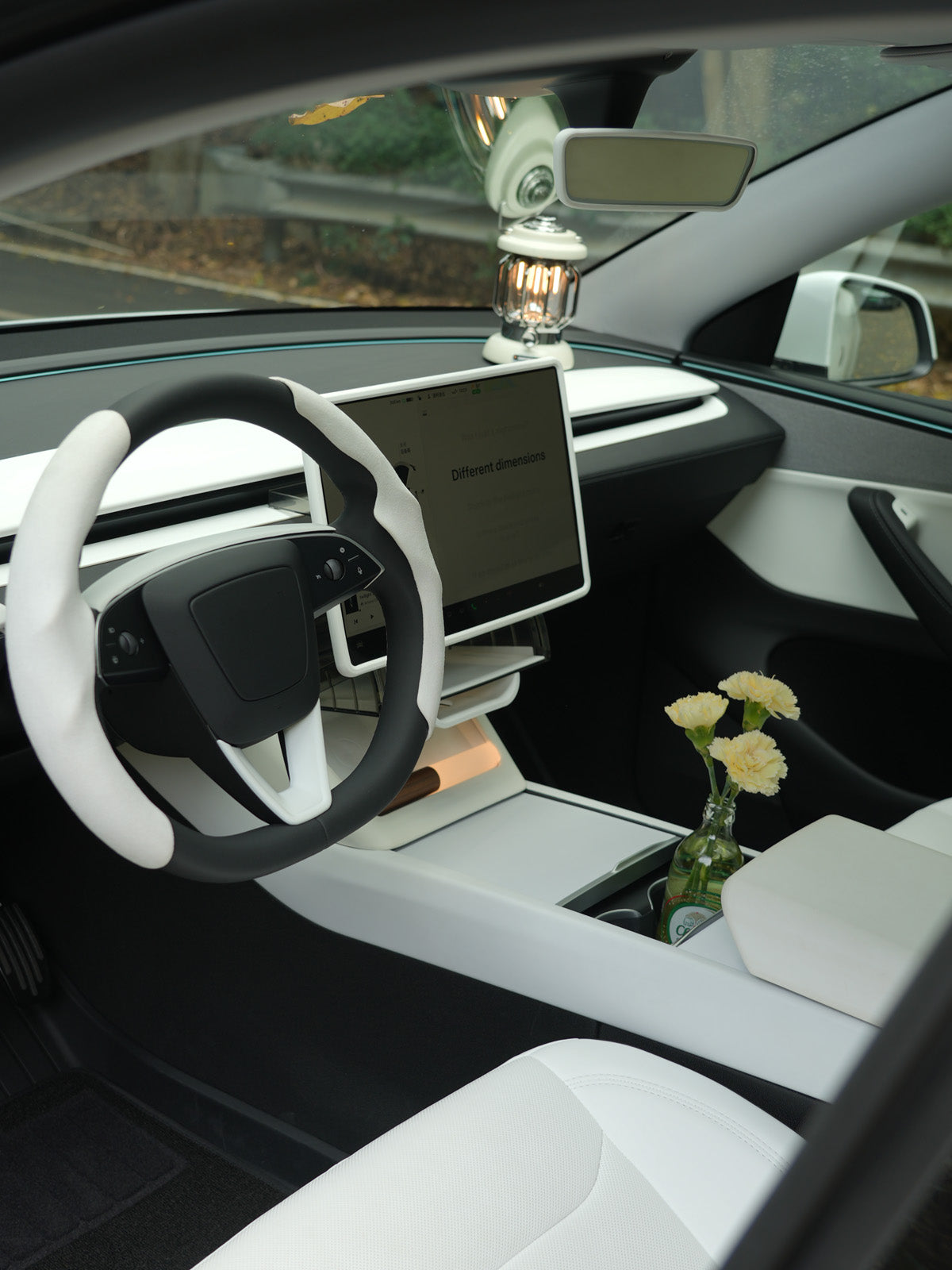 Under Screen Storage Box Ultra for Tesla Model Y Juniper 2025