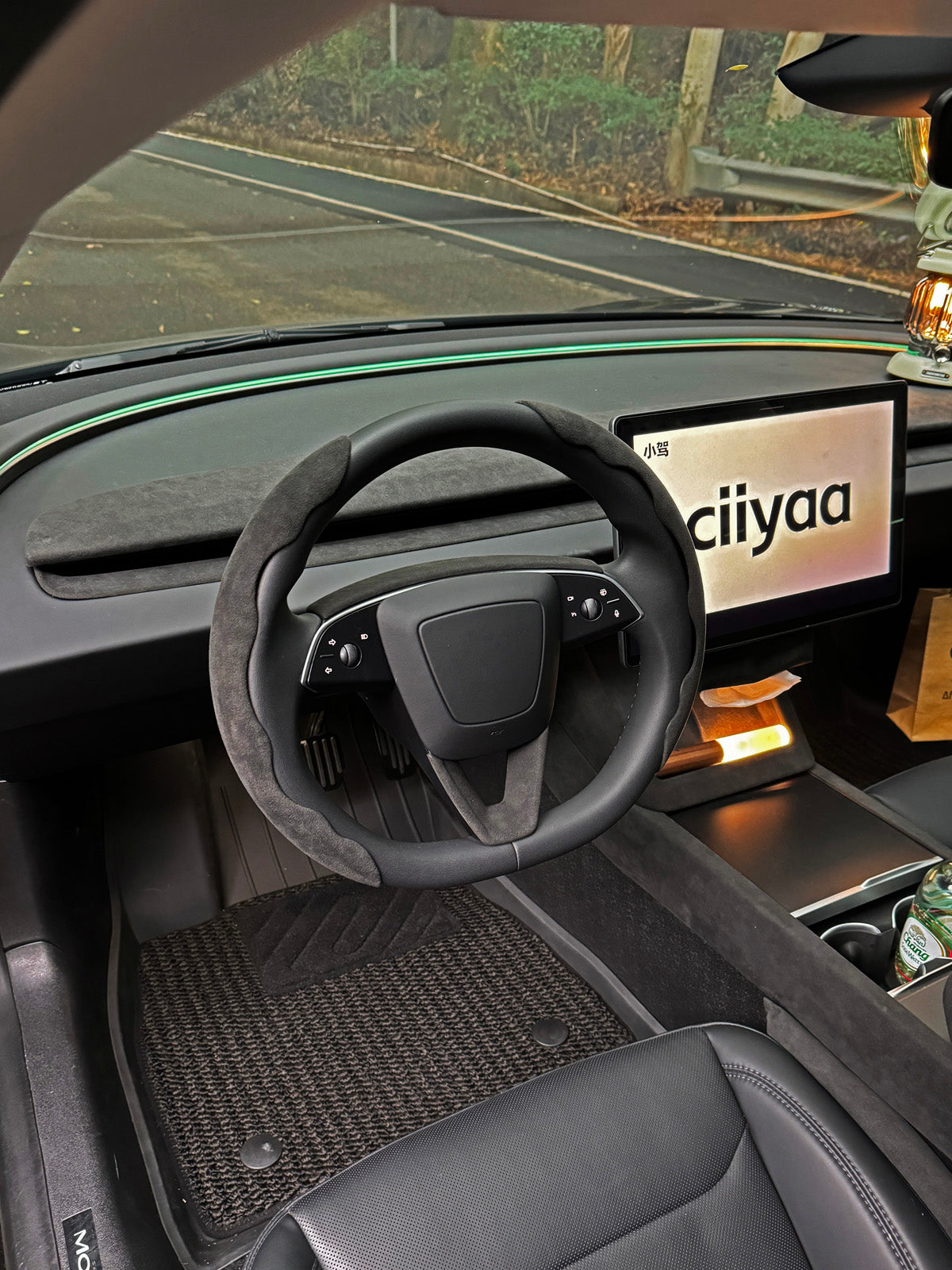 Alcantara Steering Wheel Upper Trim for Tesla Model 3 Highland 2025 2024