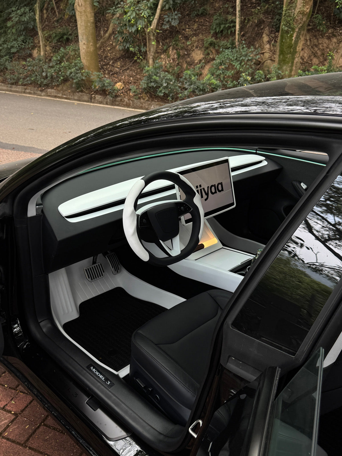 PureDeco Steering Wheel Upper Trim for Tesla Model 3 Highland 2025 2024